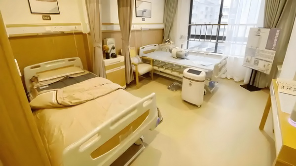 侄女入深圳户口_泰国还没真正出手，洪森就呼吁冷静 实现社会展可持续发经济